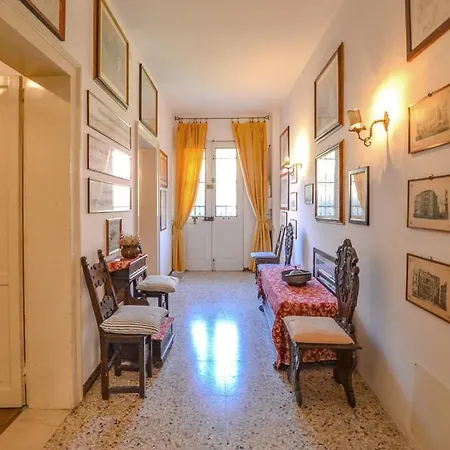 Holiday home Dimora Castiglioni Lido di Venezia