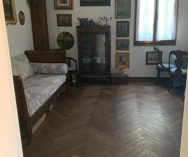 Dimora Castiglioni Feriehus *